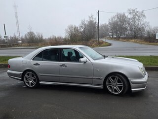 1999 Mercedes-Benz E-Класс 240 II (W210, S210) Рестайлинг, серебристый, 650000 рублей, вид 4