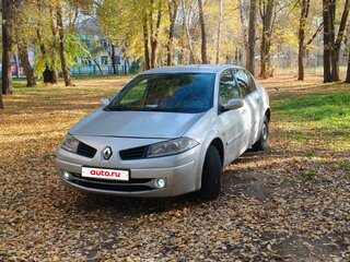 2008 Renault Megane II Рестайлинг, серый, 250000 рублей, вид 1