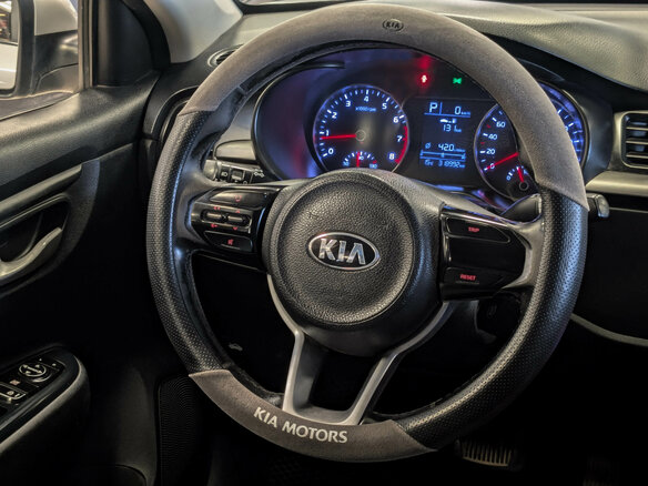 2017 Kia Rio IV, серебристый, 959900 рублей - вид 12