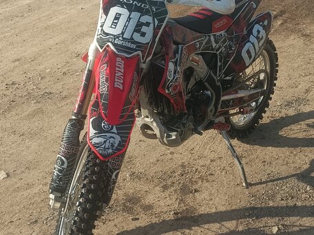 2016 Honda CRF 450R, красный, 500000 рублей, вид 1