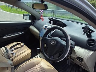 2007 Toyota Belta I, серый, 400000 рублей, вид 4