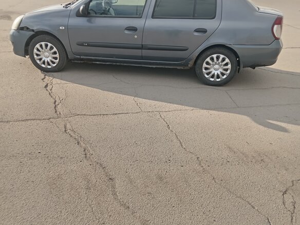 2008 Renault Symbol I Рестайлинг 2, серый, 260000 рублей - вид 3