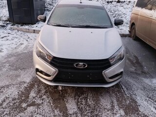 2017 Lada (ВАЗ) Vesta I, серебристый, 800000 рублей, вид 1