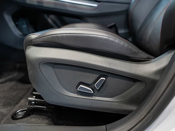 2026 Changan UNI-S I, серый, 3229900 рублей - вид 12