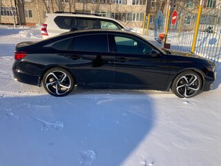 2019 Honda Accord X, чёрный, 2050000 рублей, вид 3
