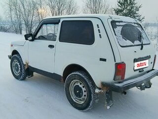 2000 Lada (ВАЗ) 2121 (4x4) I Рестайлинг, белый, 260000 рублей, вид 4