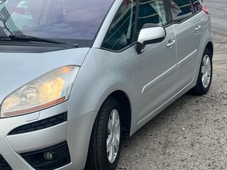 2008 Citroen C4 Picasso I, серебристый, 450000 рублей, вид 2