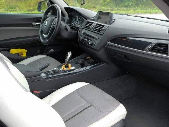 2012 BMW 1 серии 116i II (F20/F21), белый - вид 7