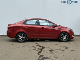 2013 Kia Rio 5-speed III, красный, 615000 рублей, вид 4