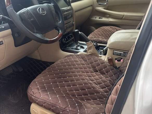 2009 Lexus LX 570 III, белый, 2800000 рублей - вид 3