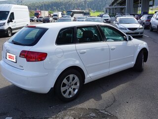 2008 Audi A3 II (8P) Рестайлинг 2, белый, 660000 рублей, вид 5