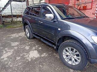 2014 Mitsubishi Pajero Sport II Рестайлинг, серый, 1735000 рублей, вид 2