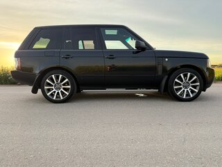 2011 Land Rover Range Rover III Рестайлинг 2, чёрный, 2200000 рублей, вид 4