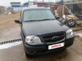 2018 Chevrolet Niva I Рестайлинг, чёрный, 680000 рублей, вид 3