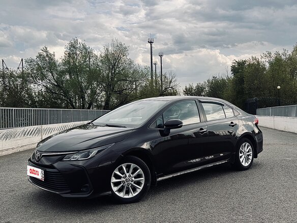 2019 Toyota Corolla XII (E210), коричневый, 1900000 рублей - вид 6