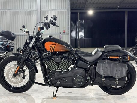2021 Harley-Davidson Street Bob, оранжевый, 1500000 рублей, вид 4