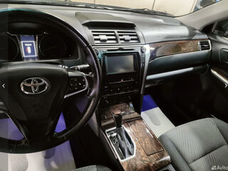 2017 Toyota Camry VII (XV50) Рестайлинг, чёрный, 2300000 рублей, вид 5
