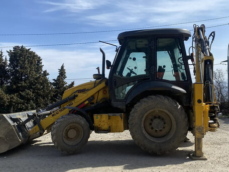 2021 New Holland B80B, 5000000 рублей, вид 4