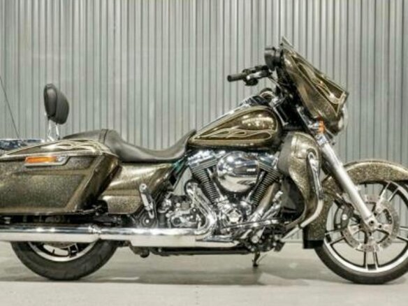 2016 Harley-Davidson Street Glide, золотистый, 1650000 рублей - вид 11