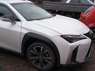 2019 Lexus UX 250h I, белый, 3360000 рублей, вид 3