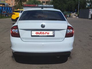 2017 Skoda Rapid I Рестайлинг, белый, 900000 рублей, вид 3