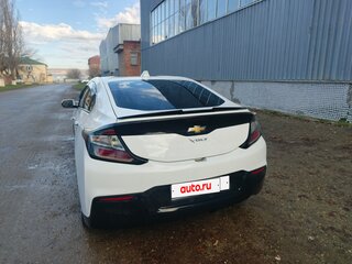 2016 Chevrolet Volt II, белый, 1950000 рублей, вид 2