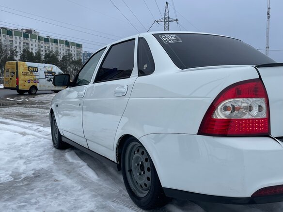 2011 Lada (ВАЗ) Priora I, белый, 390000 рублей - вид 5