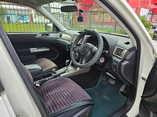 2009 Subaru Forester III, белый, 1200000 рублей, вид 4