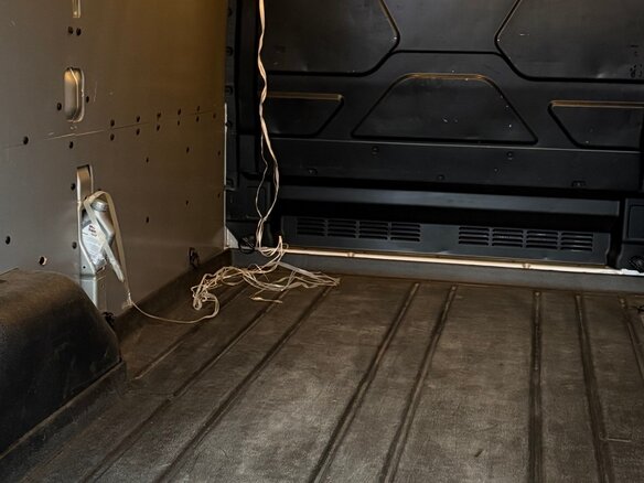 2017 Ford Transit, серебристый, 2803000 рублей - вид 31