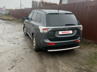 2013 Mitsubishi Outlander III, серый, 1020000 рублей, вид 4