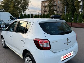 2017 Renault Sandero II, белый, 670000 рублей, вид 3
