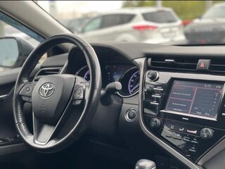 2020 Toyota Camry US Market VIII (XV70) Рестайлинг, серый, 3300000 рублей, вид 5