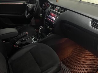 2018 Skoda Octavia III (A7) Рестайлинг, серебристый, 1750000 рублей, вид 5