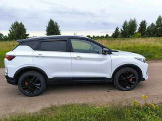 2025 Geely Binyue L, белый, 2300000 рублей, вид 4