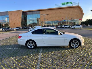 2010 BMW 3 серии 320i V (E90/E91/E92/E93) Рестайлинг, белый, 1280000 рублей, вид 4