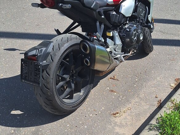 2019 Honda CB 1000R, красный, 899000 рублей - вид 4
