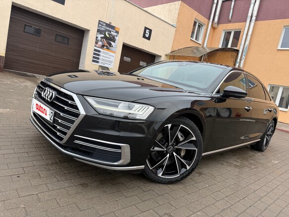 2018 Audi A8 Long 55 TFSI IV (D5), чёрный, 4150000 рублей - вид 5