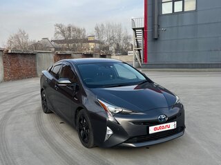 2017 Toyota Prius IV (XW50), серый, 1710000 рублей, вид 2