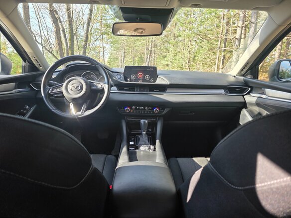 2019 Mazda 6 III (GJ) Рестайлинг 2, белый, 2400000 рублей - вид 9