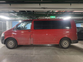 2005 Volkswagen Transporter T5, красный, 1000000 рублей, вид 3