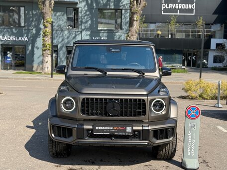 2026 Mercedes-Benz G-Класс AMG 63 AMG II (W465) Рестайлинг, бежевый, 27790000 рублей, вид 2