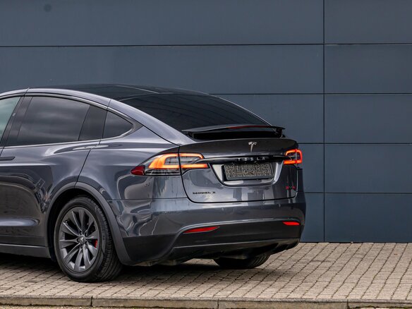 2019 Tesla Model X 90D I, серый, 5195000 рублей - вид 7