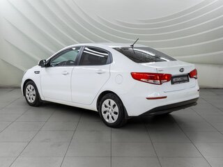 2016 Kia Rio III Рестайлинг, белый, 878000 рублей, вид 5