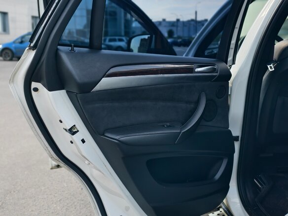 2012 BMW X6 30d I (E71), белый, 1980000 рублей - вид 7