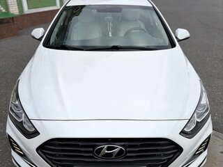 2017 Hyundai Sonata VII (LF) Рестайлинг, белый, 2100000 рублей, вид 1