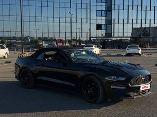 2017 Ford Mustang VI Рестайлинг, чёрный, 2750000 рублей, вид 4