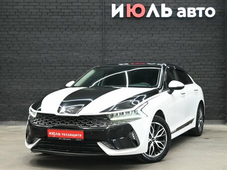 Kia K5 III