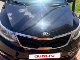 2016 Kia Rio III Рестайлинг, чёрный, 620000 рублей, вид 1