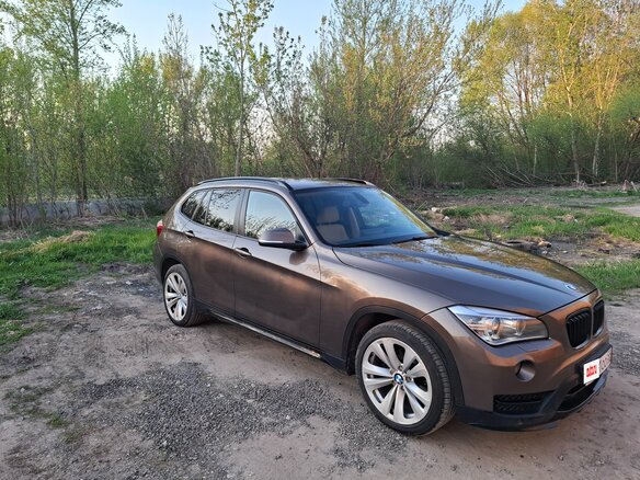 2012 BMW X1 20d I (E84) Рестайлинг, коричневый, 1470000 рублей - вид 3