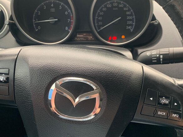 2012 Mazda 3 II (BL) Рестайлинг, чёрный, 700000 рублей - вид 6